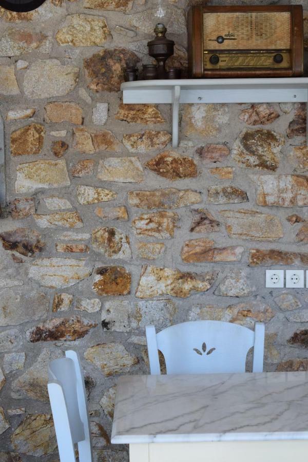Studios Niovi Serifos Livadi  Екстериор снимка